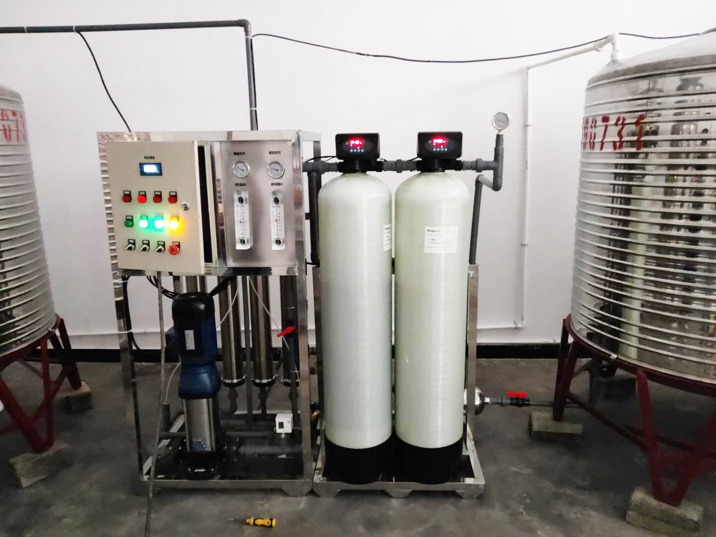 华体会(中国)设备厂家，RO反渗透饮用水设备